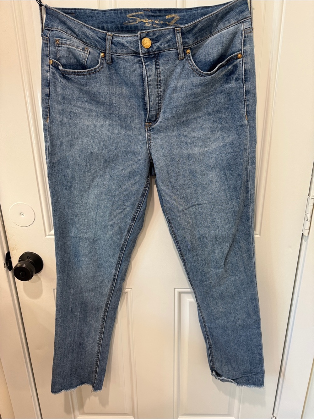 Seven7 Light Blue Cropped Skinny Jeans